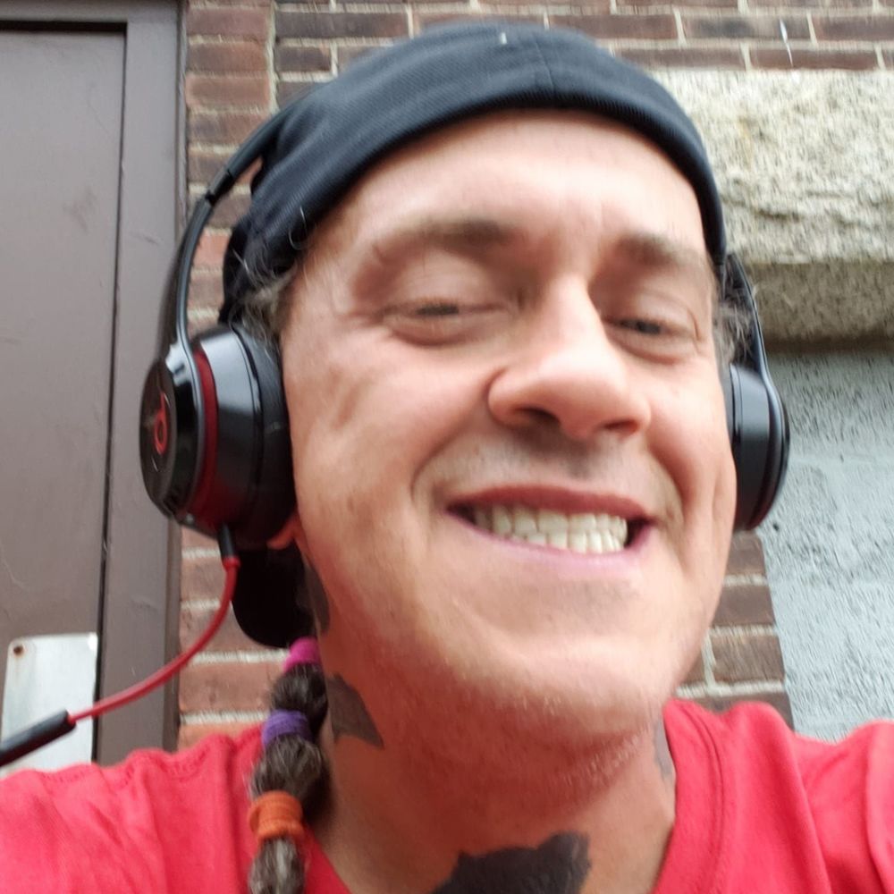 Meet your Posher, Jason
